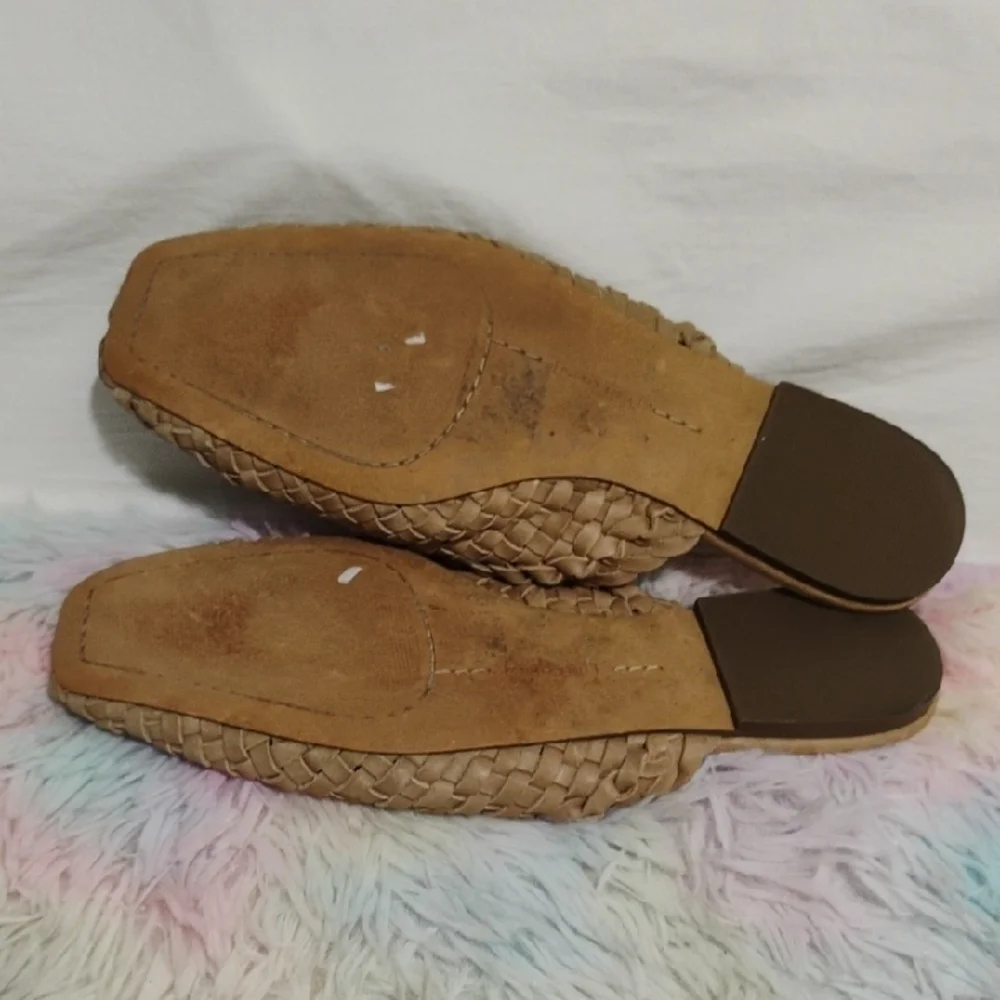SALE! Vince Camuto Loralee Tan Woven Leather Mules - Picture 9 of 12